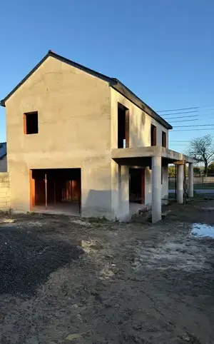 ravalement de façade à Montfort-sur-Meu - image 3